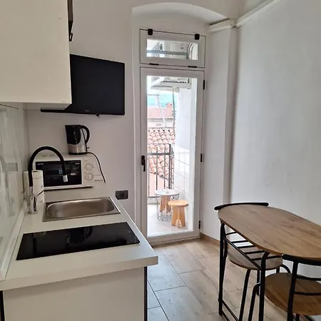 Apartma Koper2 With Parking